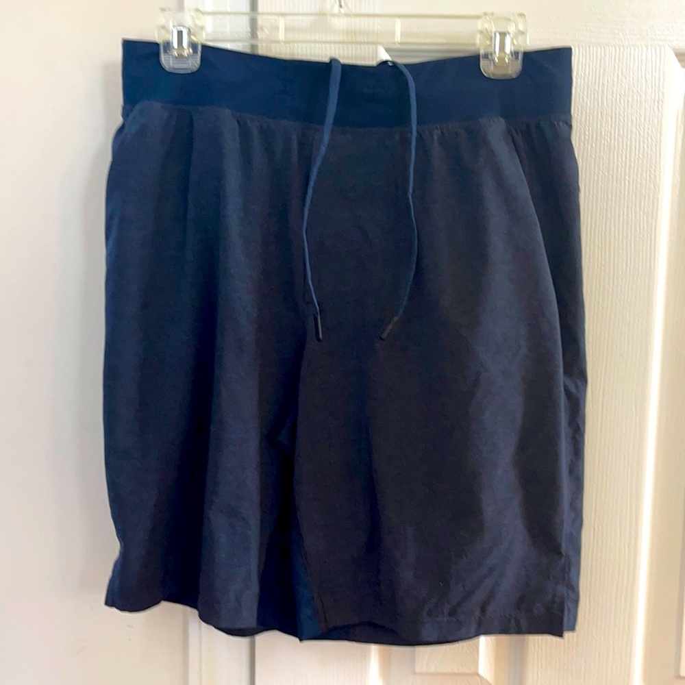 Lululemon T.H.E Short 9” linerless Size M